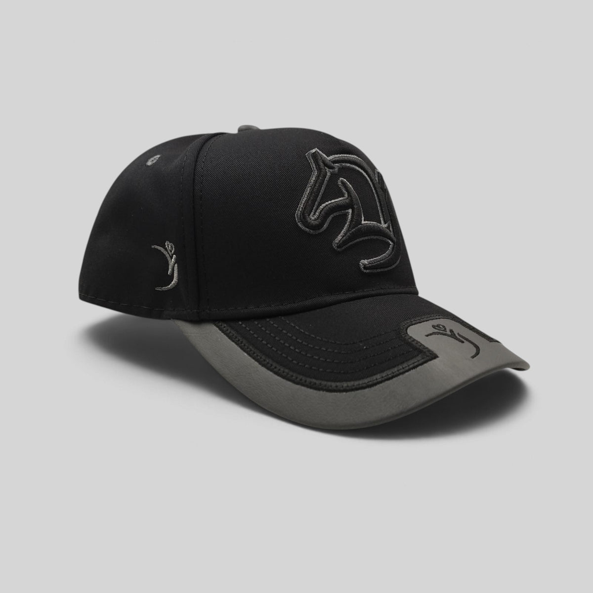 Gorra Bordada Ajustable Caballo Bordado