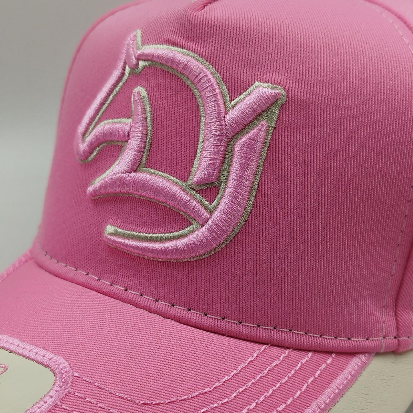 Gorra Bordada Ajustable Caballo Bordado