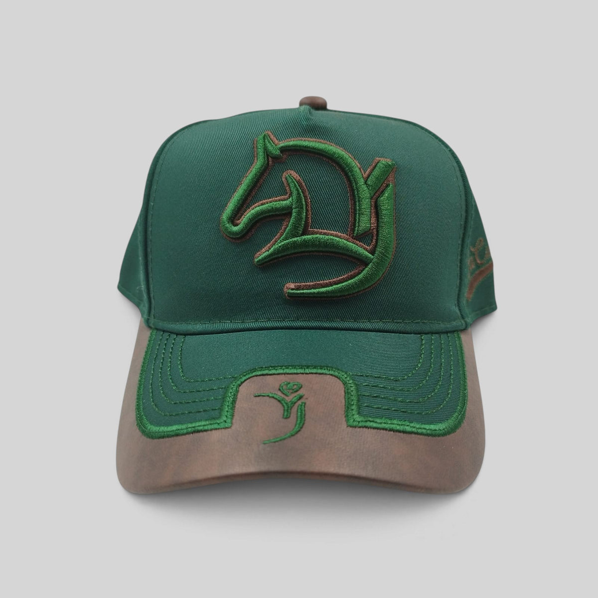 Gorra Bordada Ajustable Caballo Bordado