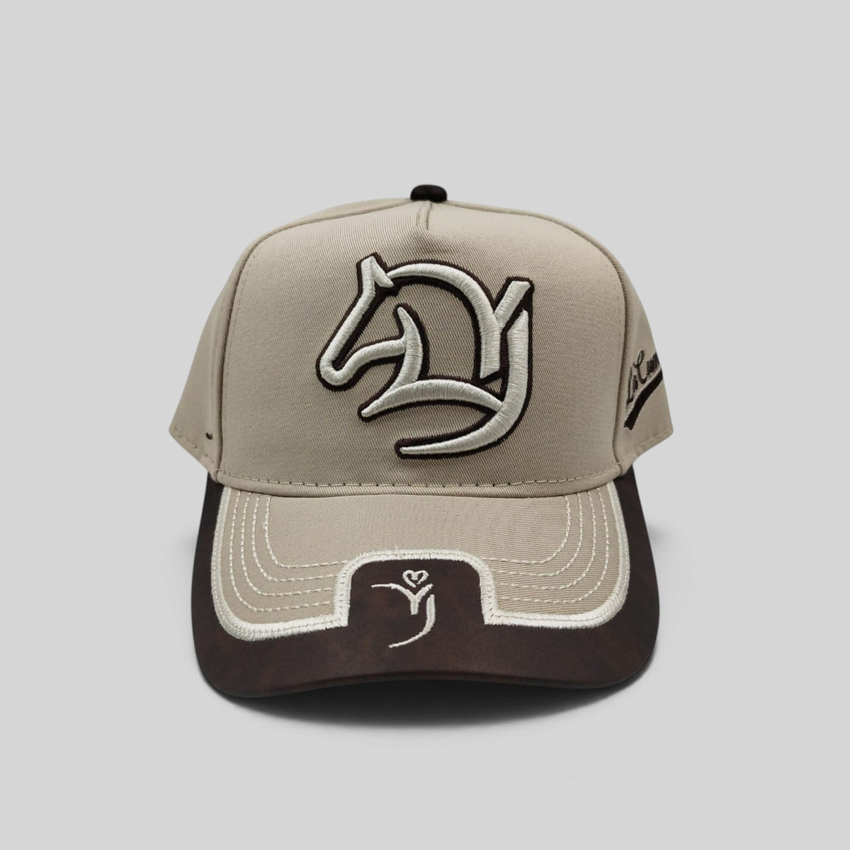 Gorra Bordada Ajustable Caballo Bordado