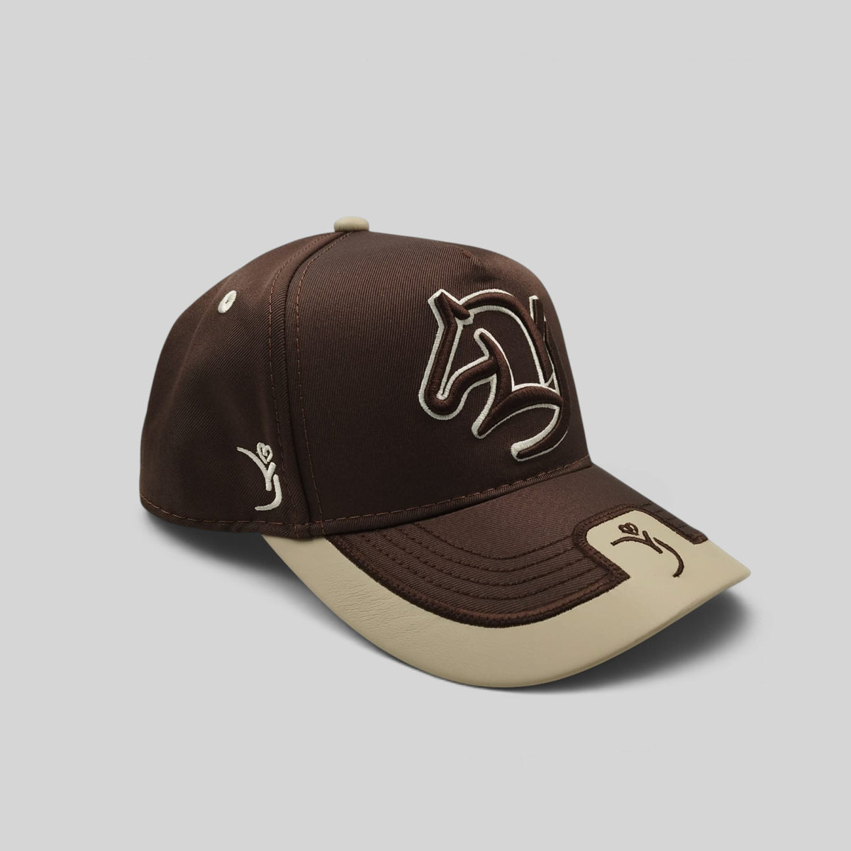Gorra Bordada Ajustable Caballo Bordado