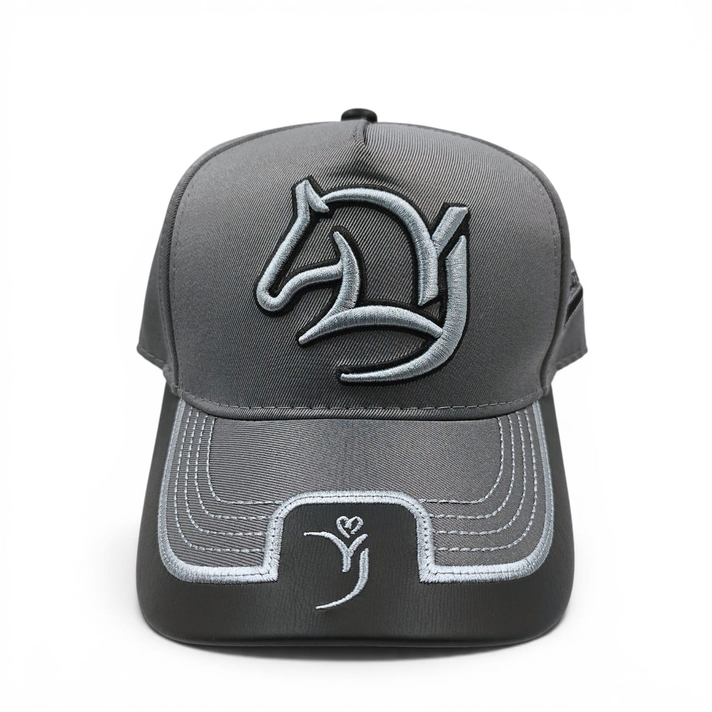 Gorra Bordada Ajustable Caballo Bordado